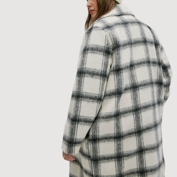 NOIZE - Kort Plus Long Length Vegan Wool Coat- Size: S - Picture 2 of 5